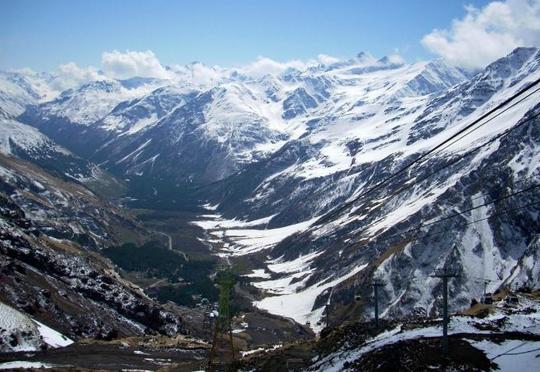 Elbrus dağında qadın alpinistin meyiti tapıldı - 31 il əvvəl ölüb
