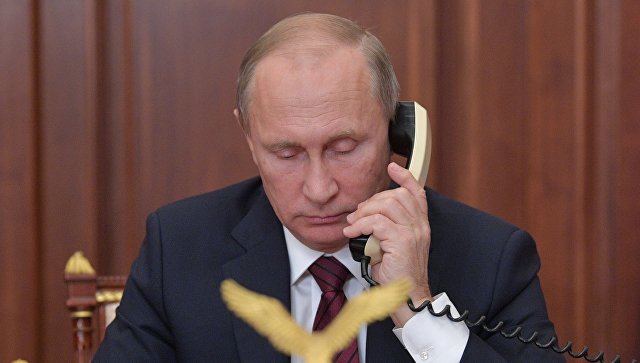 Putinlə Tacikistan prezidenti arasında telefon danışığı olub
