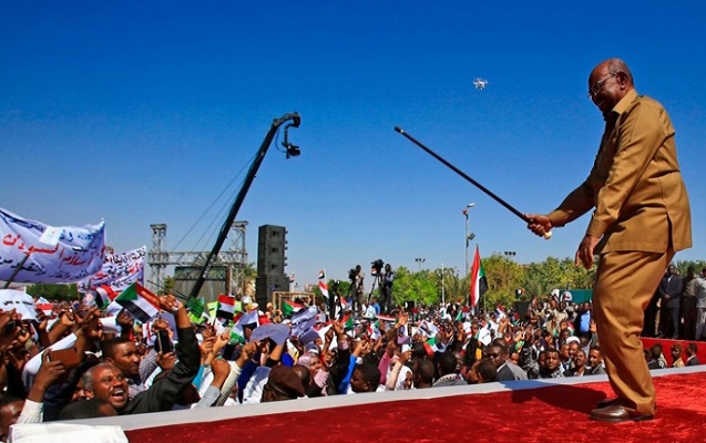 Sudan prezidenti geri addım atdı: