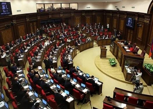 Ermənistan parlamentinə hansı qüvvələr mandat qazandı?