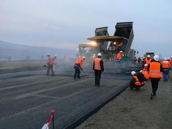 Ağdamda yol tikintisinə pul ayrıldı