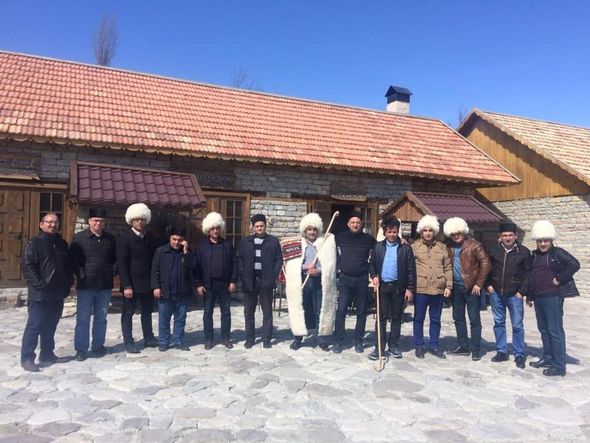 İSLAHATLARI BİZ DƏ DƏSTƏKLƏYİRİK, bir şərtlə ki, münasibətlər yenilənsin