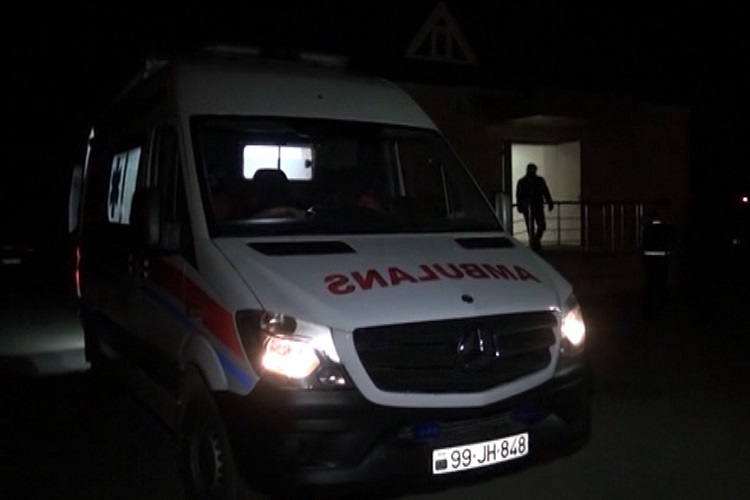 Bakıda qadın ərini döydü