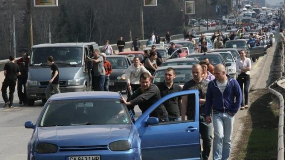 Bolqarıstanda sürücülər etiraz aksiyası keçirdilər