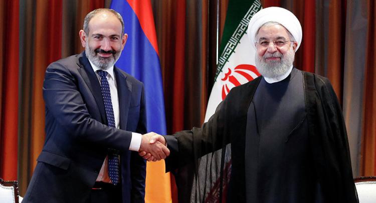 Ruhani Ermənistana səfər edəcək