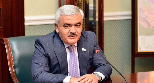 Rövnəq Abdullayev Türkmənistana niyə getdi?