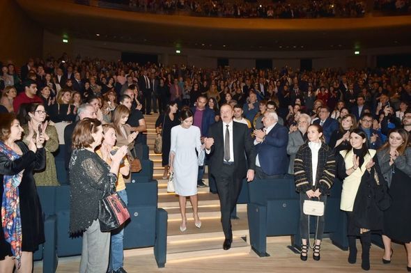Mehriban Əliyevadan Maksim Qalkinin yaradıcılıq axşamı ilə bağlı paylaşım
