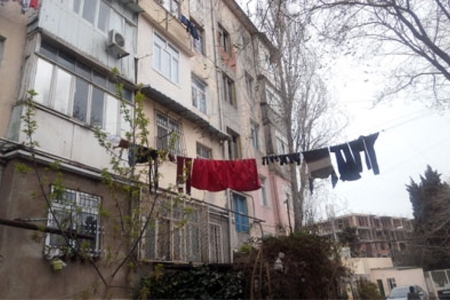 “Xruşşovka”lar niyə sökülmür? - səbəbi belə açıqlandı “Xruşşovka”lar niyə sökülmür? - səbəbi belə açıqlandı