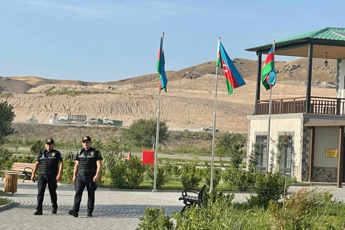 Пост в азербайджане