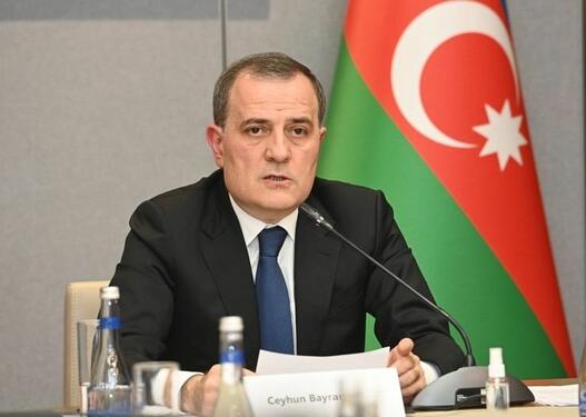 Rəsmi Bakı deeskalasiyanı zəruri sayır