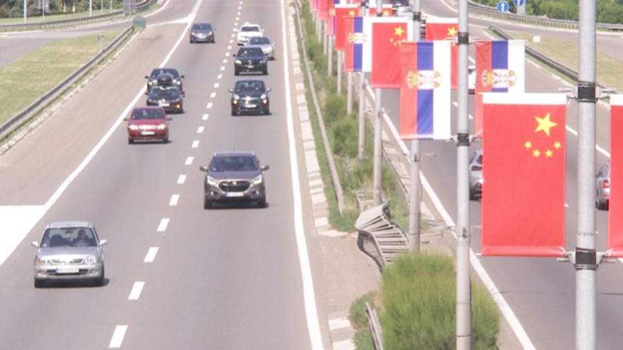 Çin lideri səkkiz ildə ilk dəfə Serbiyaya rəsmi səfər edib