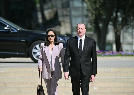 Prezident və birinci xanım faşizm üzərində Qələbə uğrunda mübarizədə həlak olan azərbaycanlıların xatirəsini anıblar
