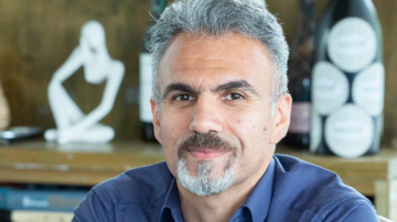 "Belə ikiüzlü siyasət İrana hörmət gətirməyəcək"
