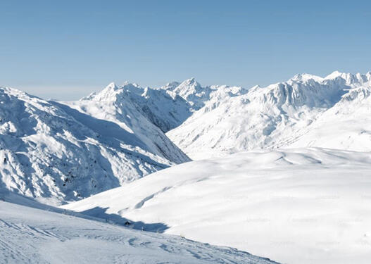 Murovdağda qar uçqunu baş verdi
