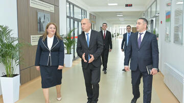 Elm və təhsil naziri Xıdırlı kənd tam orta məktəbində olub