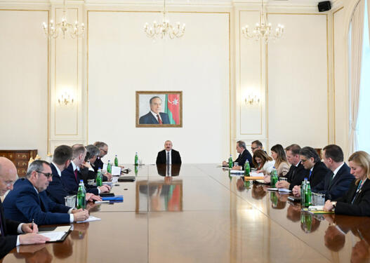 Prezident İlham Əliyev NATO nümayəndə heyətini qəbul edib