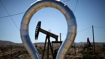 Azərbaycan nefti cüzi ucuzlaşıb