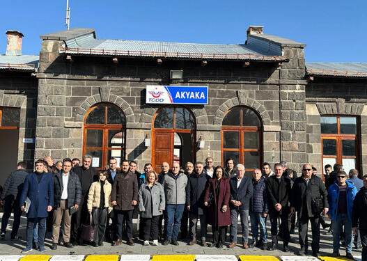 Ermənistan və Türkiyə nümayəndələri sərhəddə Qars-Gümrü dəmir yolunun bərpasını müzakirə edib