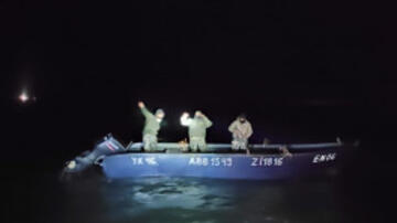 Xəzərdə köməksiz qalan 3 balıqçı xilas edilib