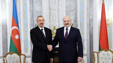 Lukaşenko Azərbaycan Prezidentinə təbrik ünvanlayıb
