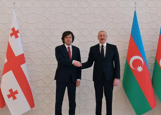 Gürcüstanın Baş naziri Prezident İlham Əliyevi təbrik edib