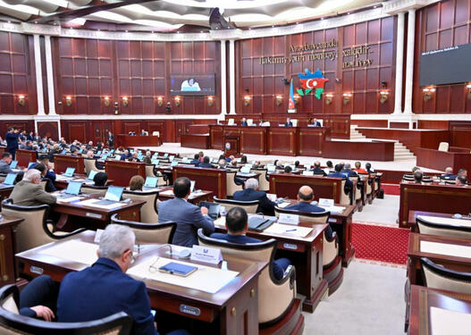 Milli Məclisin payız sessiyası çərçivəsində son iclası başlayıb