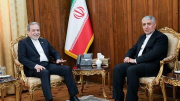 Azərbaycanla siyasi və iqtisadi münasibətlərin gücləndirilməsi zəruridir