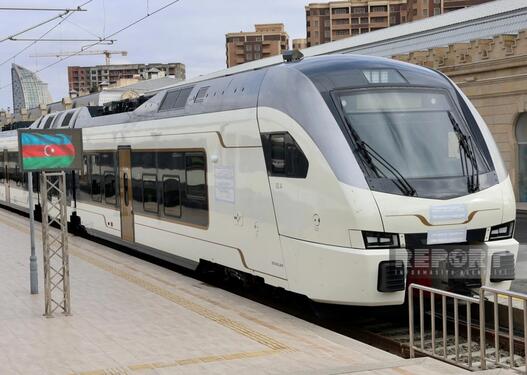 Gəncə-Qəbələ-Gəncə qatarı istifadəyə verilir