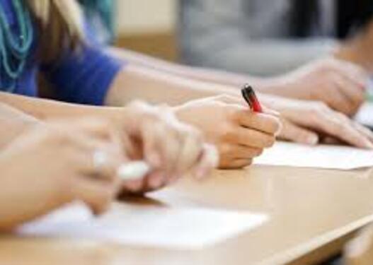 Tam orta təhsil səviyyəsi üzrə buraxılış imtahanı keçirilib