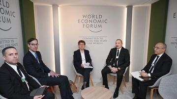 İlham Əliyev Davosda Avropa Yenidənqurma və İnkişaf Bankının prezidenti ilə görüşüb