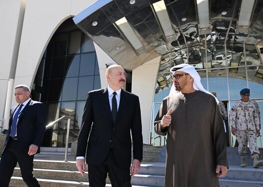Azərbaycan və BƏƏ prezidentləri Əbu-Dabidə "Sülh Qalxanı-2026" birgə əməliyyat-taktiki təlimini izləyiblər