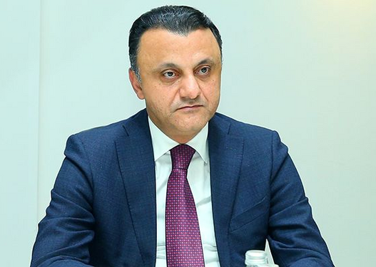 Vüqar Qurbanov vəzifədən uzaqlaşdırıldı: Maliyyə Nazirliyi TƏBİB-i yarımcan gördü