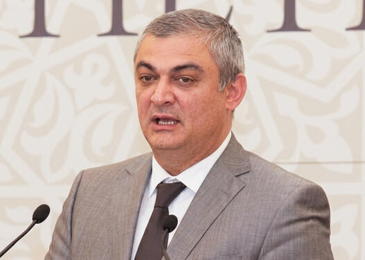 12 milyonluq mənimsəmə ittihamı ilə həbs edilən məmurun halı pisləşib