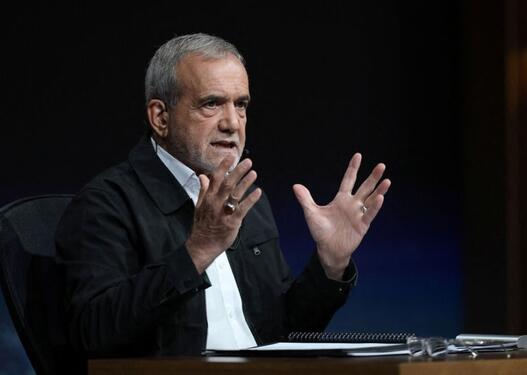 Pezeşkian qonşu dövlətlərin liderlərinə müraciət etdi