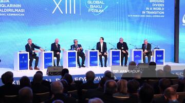 XIII Bakı Qlobal Forumu çərçivəsində panel müzakirə keçirilib - FOTO