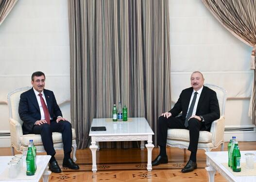 Azərbaycan Prezidenti Cevdet Yılmazı qəbul etdi