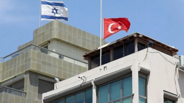 İstanbulda İsrail Konsulluğunun yaxınlığında atəş səsləri eşidilib, ölən və xəsarət alan var