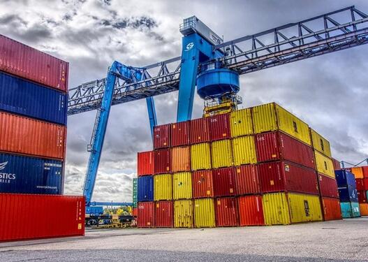 Azərbaycan Ermənistandan məhsul idxalına başlayıb