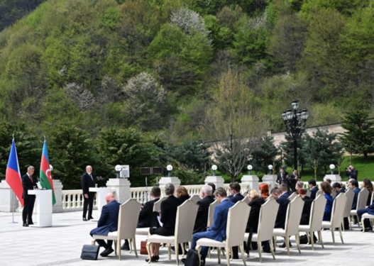 Çexiyaya qonşu olan ölkələrə Azərbaycan təbii qaz ixrac edir