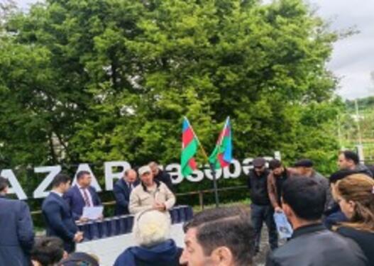 Növbəti köç karvanı Qırmızı Bazar qəsəbəsinə çatıb, açarlar təqdim edilib - FOTO