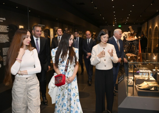 Leyla Əliyeva və Arzu Əliyeva Şəkidə tarixi-memarlıq abidələrinin bərpadan sonra açılışında iştirak ediblər - FOTO