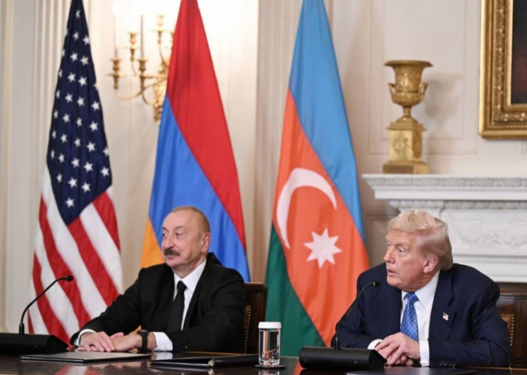 Tramp: Azərbaycanla Ermənistan arasında bu ay sülh üzrə məhsuldar müzakirələri səbirsizliklə gözləyirik