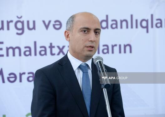 Nazir: 30 ildir şagirdlərin diqqəti topladığı bala yönəlir, bu, cəmiyyətin onların üzərinə qoyduğu yükdür