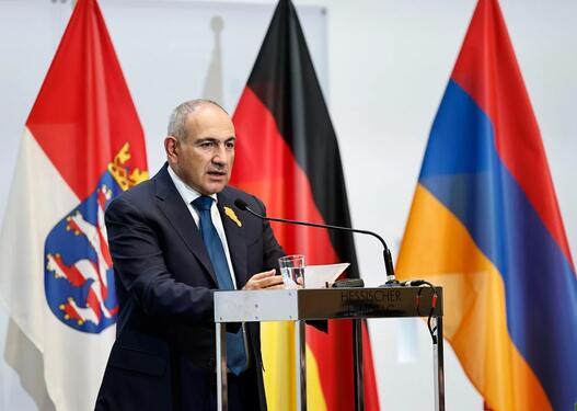 Paşinyan Cənubi Qafqazda sülhə verdiyi töhfəyə görə İlham Əliyevə minnətdarlığını bildirib