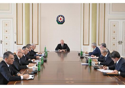 Prezidentin sədrliyi ilə dağ-mədən və metallurgiya sənayesinin inkişafına dair Dövlət Proqramına həsr olunmuş müşavirə keçirilib