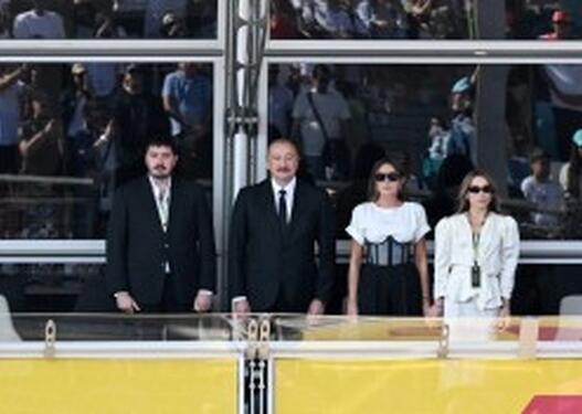 Prezident ailəsi ilə birgə "Formula 1" də
